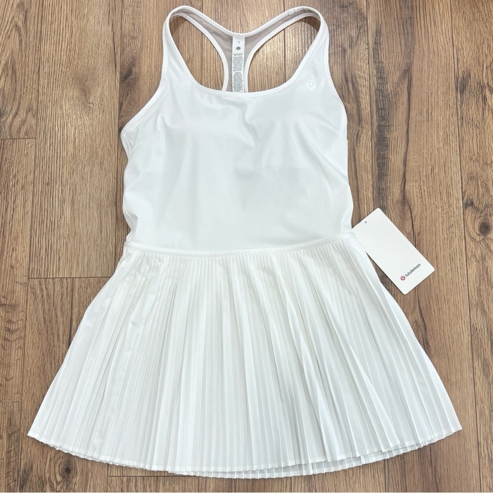 NWT Lululemon Scoop Neck Pleated Tennis Dress Size 10 In White - Picture 1 of 7